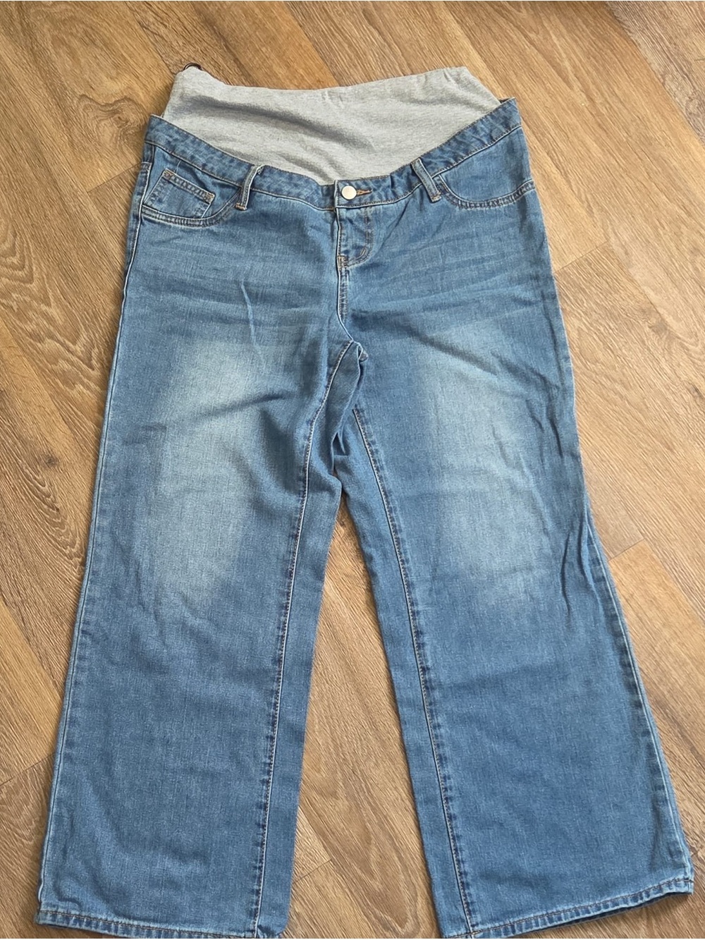 SHEIN Light Blue Wide-Leg Maternity Jeans with Grey Belly Panel